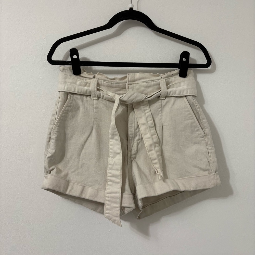 Express Cream Shortie Super High Rise Belted Shorts Sz 8